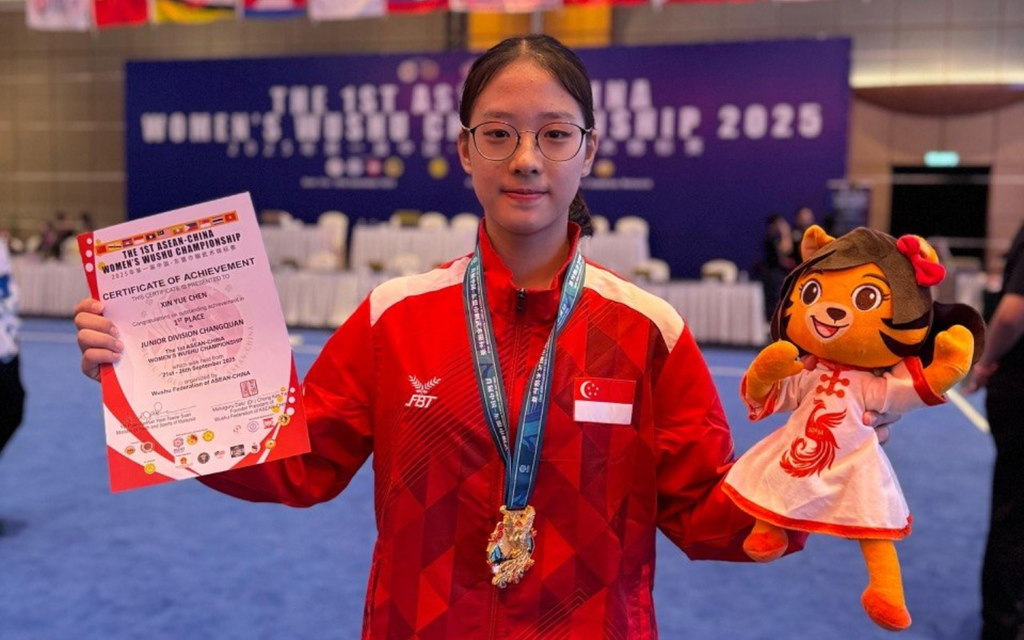 Chen Xin Yue winning the Gold medal at a competition